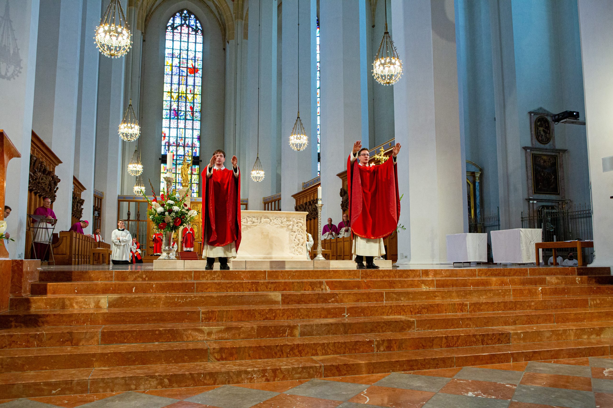 Priesterseminar M Nchen Priesterweihe Juni Jasper G Lden